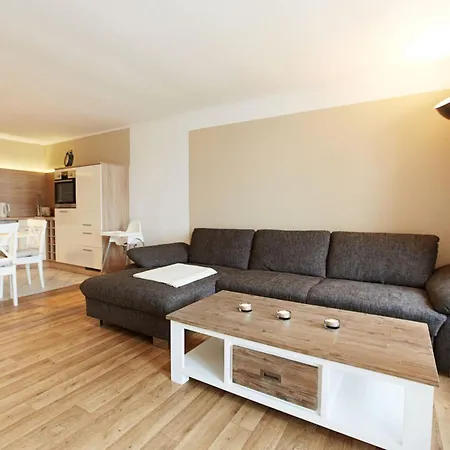 Holiday home Strandeck Comfortable Goehren (Ruegen)