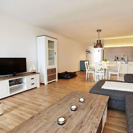 Strandeck Comfortable Holiday home *